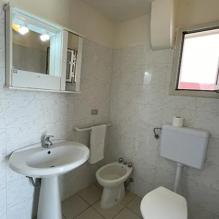 Tony - Baia Only Teenagers Lejlighed Gallipoli