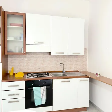 Tony - Baia Only Teenagers