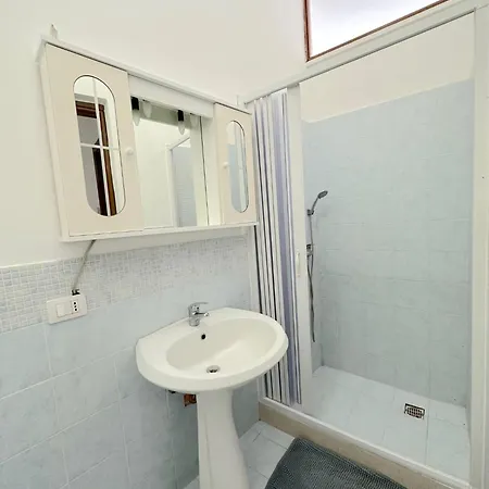 Tony - Baia Only Teenagers * Gallipoli