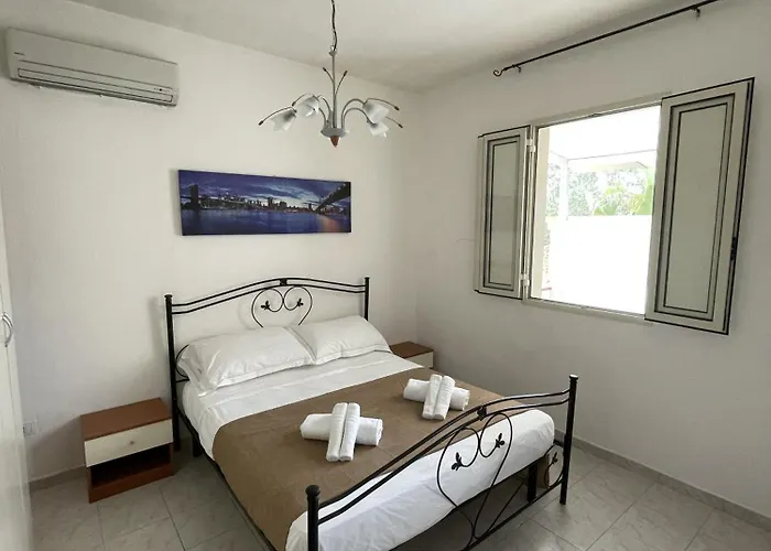 Tony - Baia Only Teenagers ガリポリ