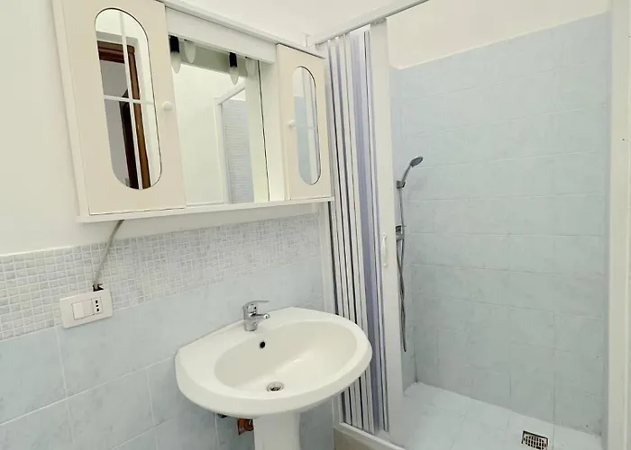 Tony - Baia Only Teenagers