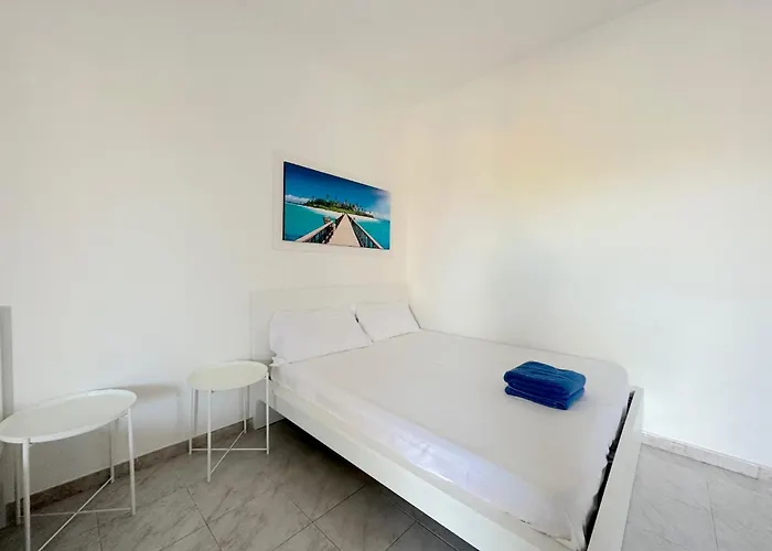 Tony - Baia Only Teenagers Gallipoli